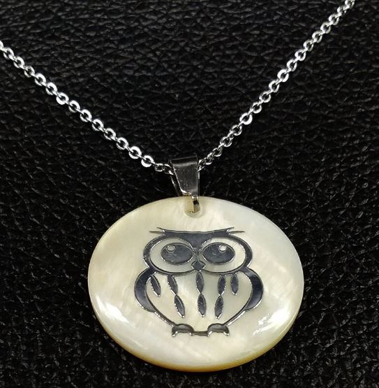 collier_medaillon_ivoire