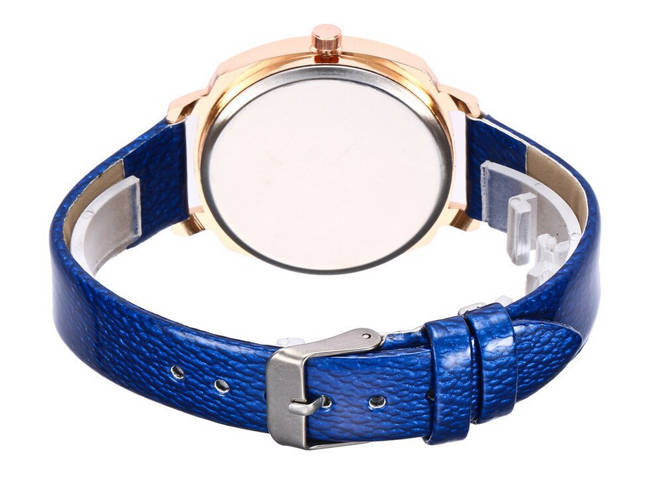 montrechouettebleufermoir